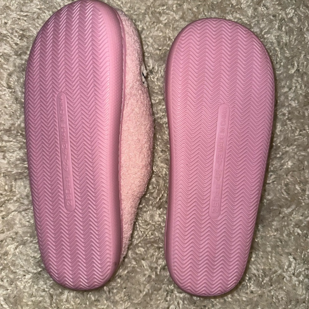 Pink Ghost Pattern Slippers - Picture 3 of 4